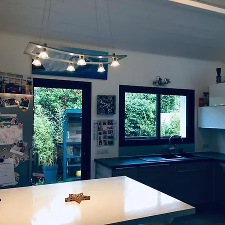 וילה Vacance Avec Piscine, 1km De La *