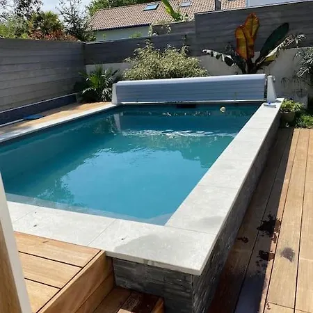 וילה Vacance Avec Piscine, 1km De La *